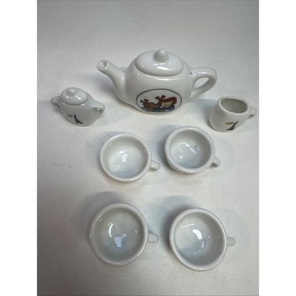 Schilling Child's Madeline Ceramic Tea Party Eiffel Tower lot Of 7 - Picture 4 of 7